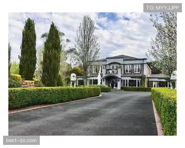 伏明霞家里那种静谧豪宅，看得我都替她累顿了！