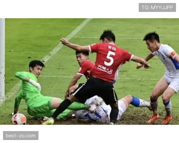 严重犯规判罚要点：红牌与停赛判定标准