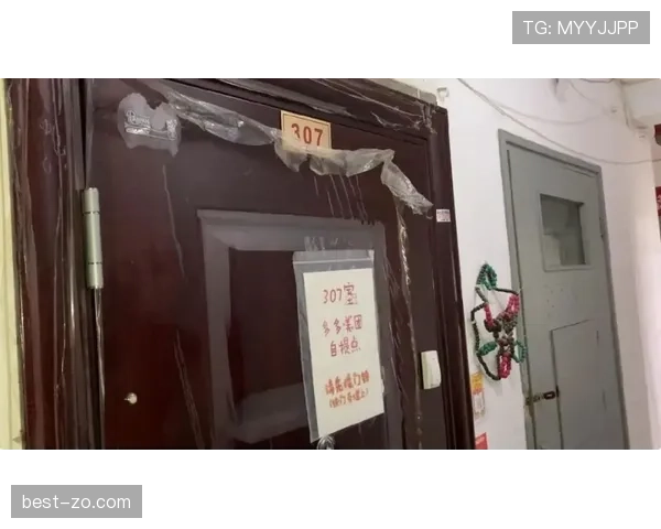 吴向东家的冰箱里塞满了能量胶，邻居以为他开补给站
