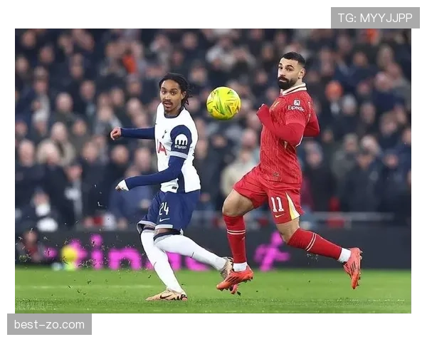 孙兴慜与萨拉赫射门效率分化背后的单点驱动与体系适配逻辑